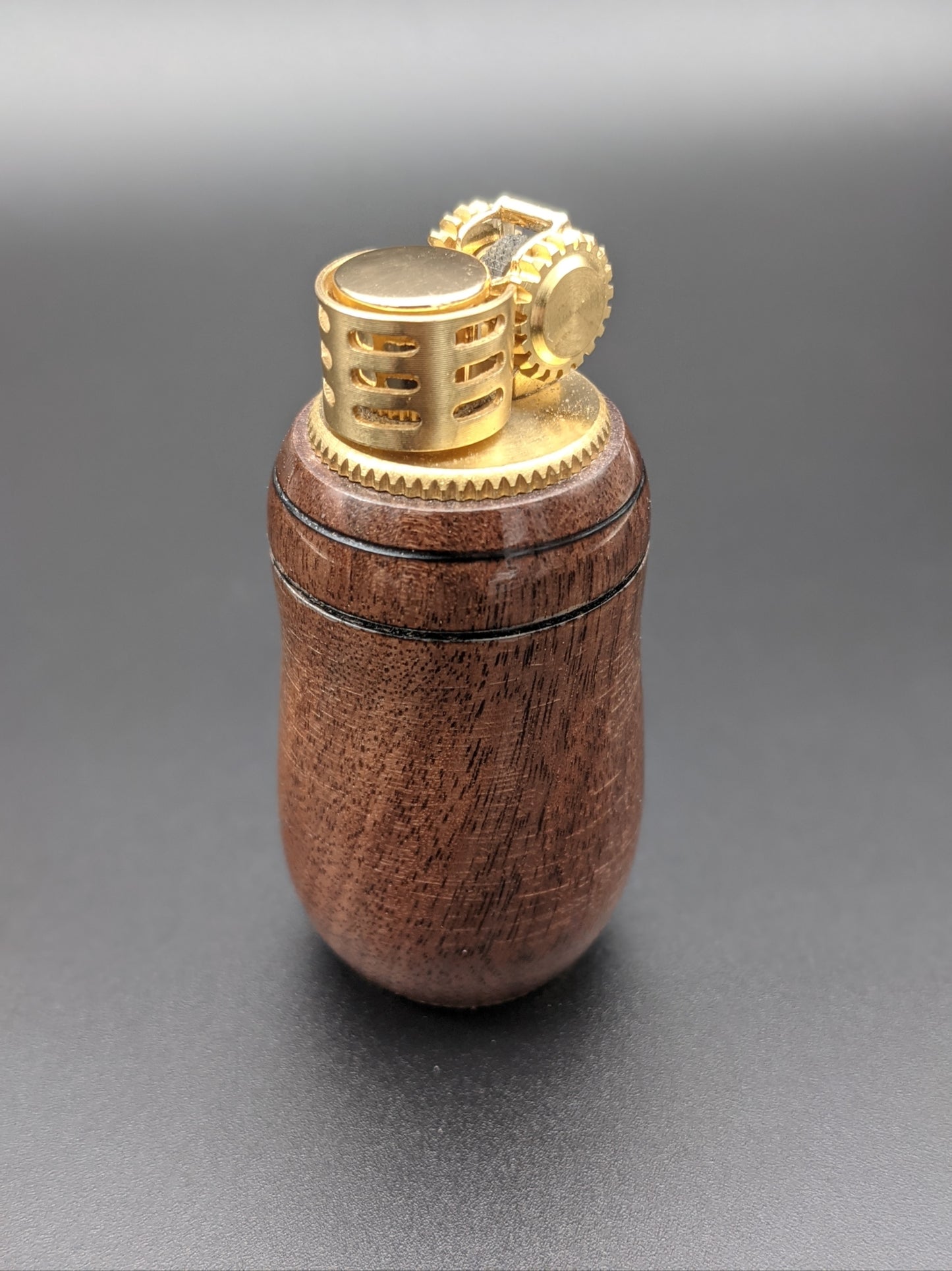Walnut Vintage Lighter