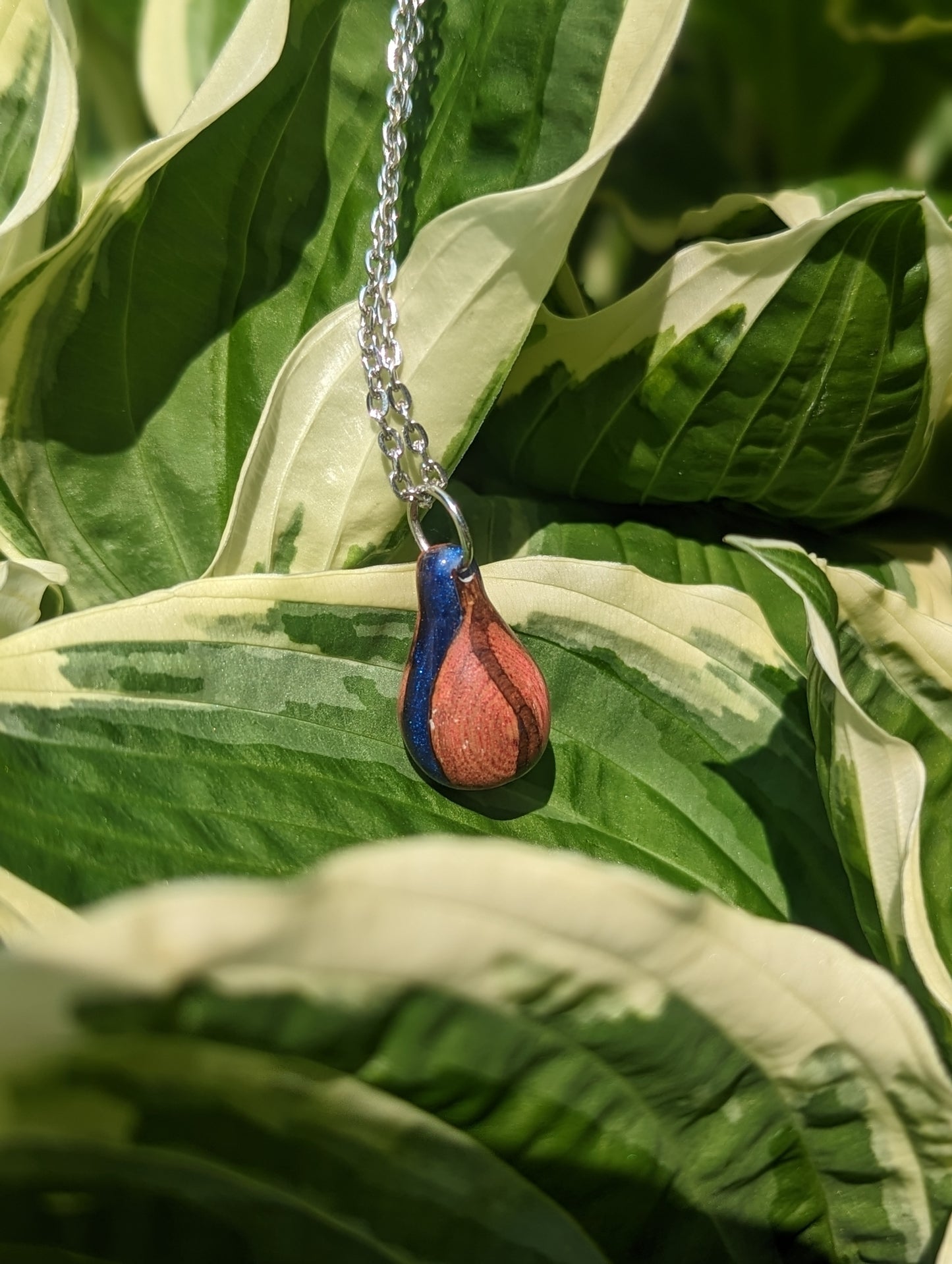 Teardrop liveedge epoxy necklace