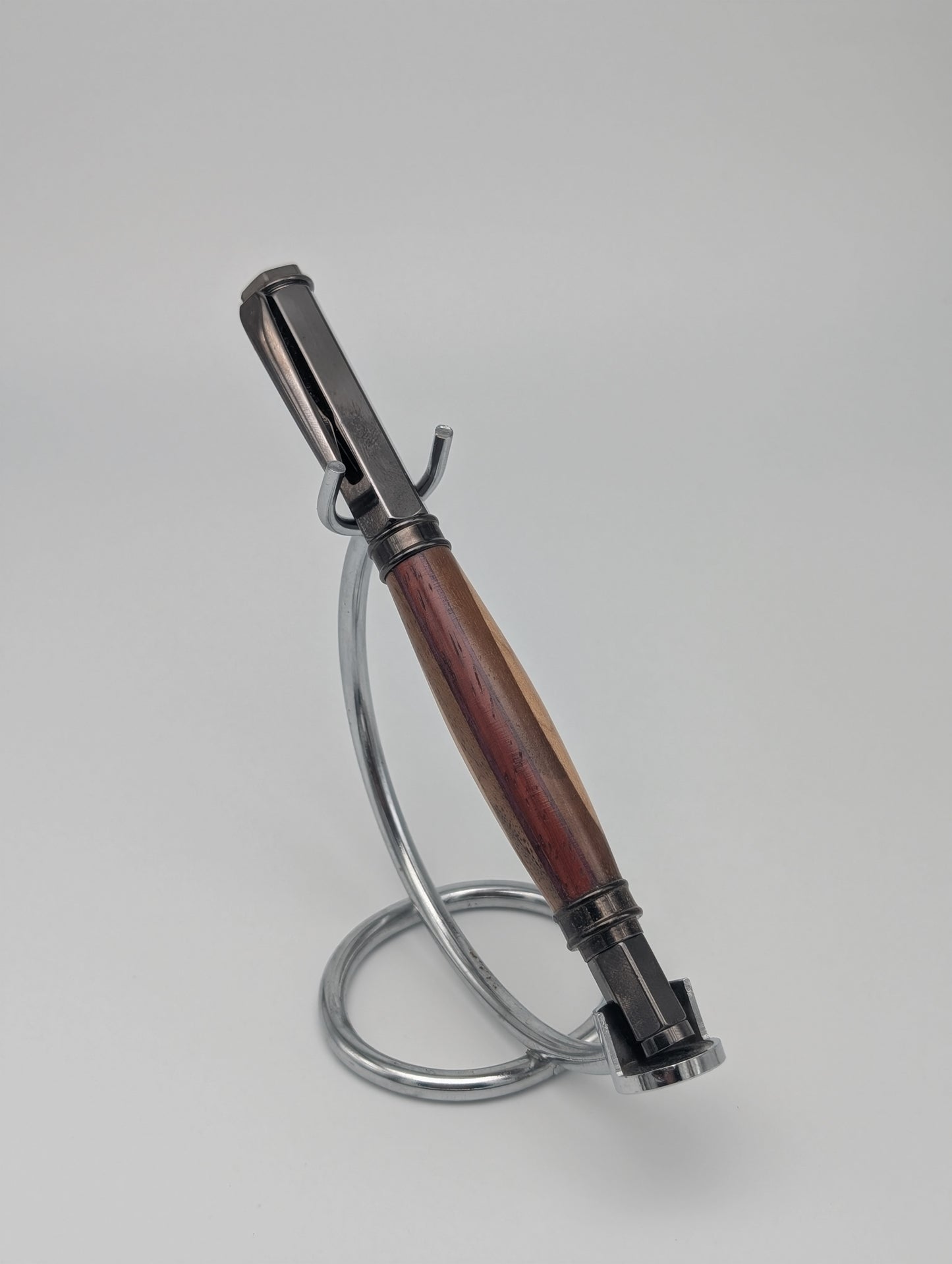 Magnetic Vertex Rollerball Pen
