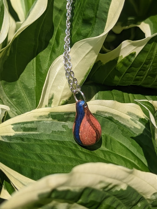Teardrop liveedge epoxy necklace